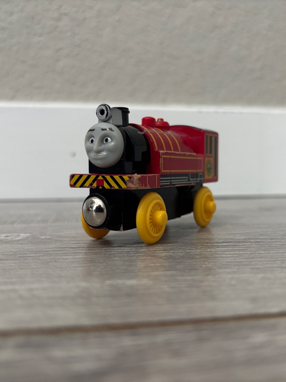 Wooden Talking Victor (works!) TOMY UK - Thomas & Friends - Picture 1 of 8